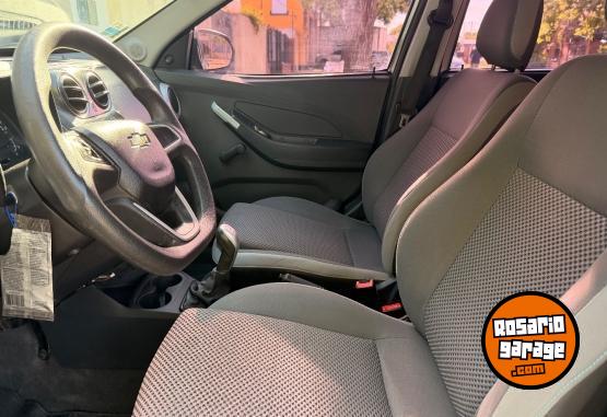 Autos - Chevrolet Agile ls 2016 GNC 170000Km - En Venta