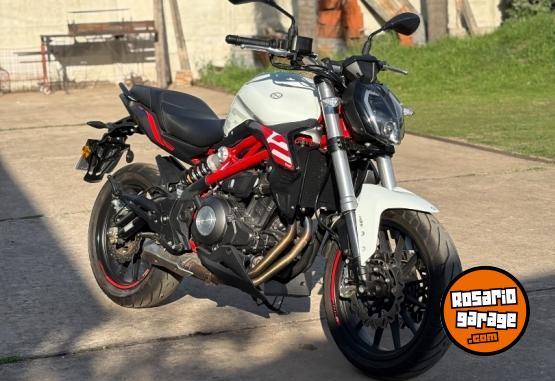 Motos - Benelli 302 2023 Nafta 10000Km - En Venta