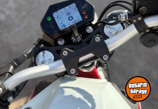 Motos - Benelli 302 2023 Nafta 10000Km - En Venta