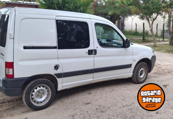 Utilitarios - Citroen Berlingo 2016 Diesel 188000Km - En Venta