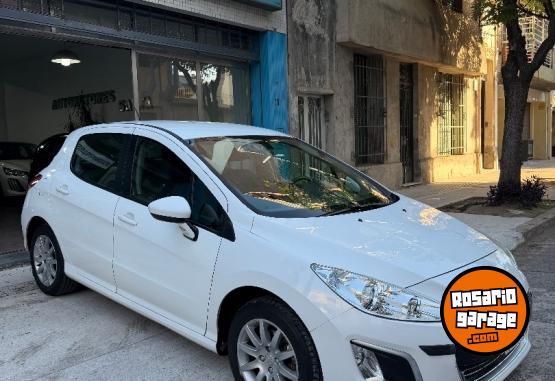 Autos - Peugeot 308 active HDI 2014 Diesel 74000Km - En Venta