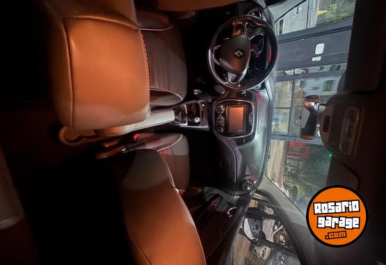 Camionetas - Renault Captur 2017 GNC 95000Km - En Venta