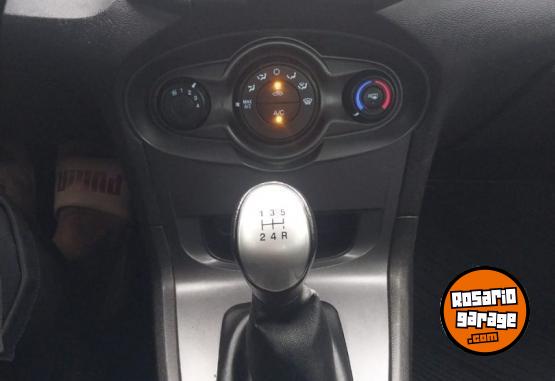 Autos - Ford Fiesta 2014 GNC 162000Km - En Venta