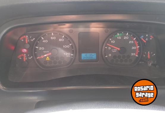 Camiones y Grúas - Camión Ford Cargo 1722 - En Venta