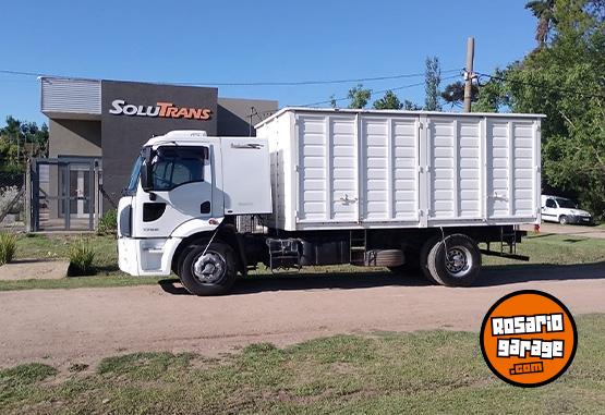 Camiones y Grúas - Camión Ford Cargo 1722 - En Venta