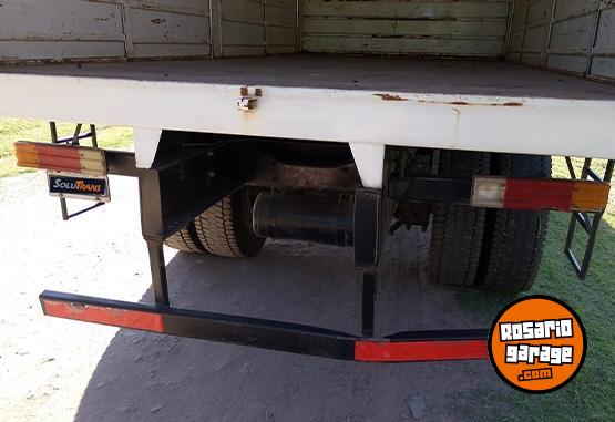 Camiones y Grúas - Camión Ford Cargo 1722 - En Venta