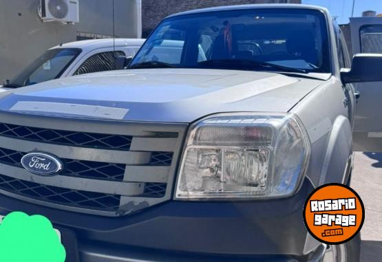 Camionetas - Ford Ranger XL PLUS 2010 Nafta 92000Km - En Venta