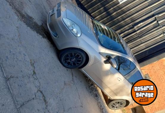 Autos - Fiat Punto 2010 Nafta 210000Km - En Venta