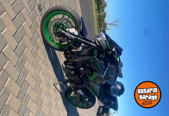 Motos - Kawasaki Z900 2024 Nafta 2350Km - En Venta