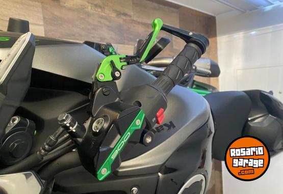Motos - Kawasaki Z900 2024 Nafta 2350Km - En Venta