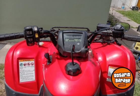 Cuatris y UTVs - Honda TRX 420 FA 2011 12400Km - En Venta