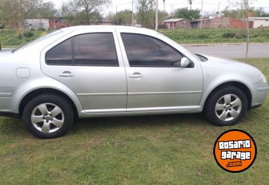 Autos - Volkswagen Bora 2012 Nafta 111111Km - En Venta