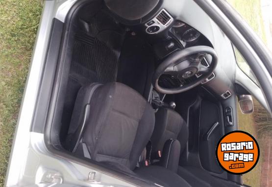 Autos - Volkswagen Bora 2012 Nafta 111111Km - En Venta