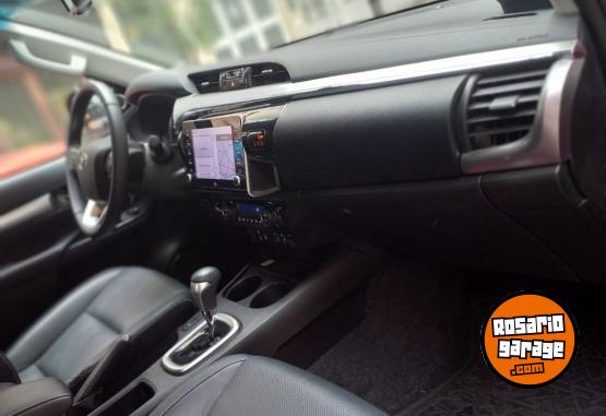 Camionetas - Toyota HILUX 2022 Diesel 30000Km - En Venta