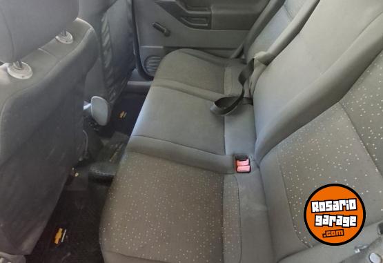 Autos - Chevrolet Meriva 2011 GNC 215000Km - En Venta