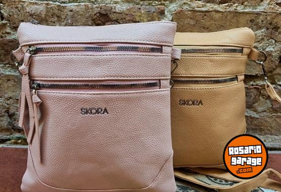 Indumentaria - Mochilas dama, morrales, billeteras - En Venta