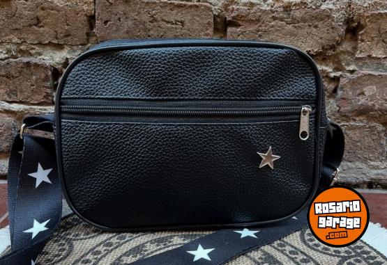 Indumentaria - Mochilas dama, morrales, billeteras - En Venta