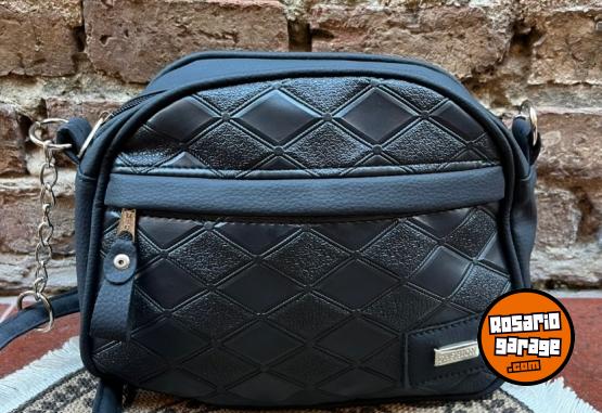 Indumentaria - Mochilas dama, morrales, billeteras - En Venta