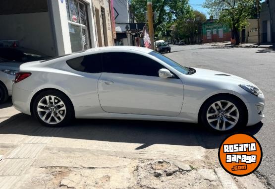 Autos - Hyundai GENESIS COUPE 2.0T MT 2014 Nafta 68000Km - En Venta