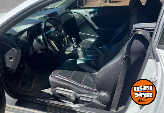 Autos - Hyundai GENESIS COUPE 2.0T MT 2014 Nafta 68000Km - En Venta
