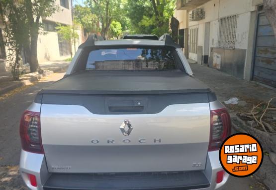 Camionetas - Renault Duster Oroch  Privilege 2020 GNC 82250Km - En Venta