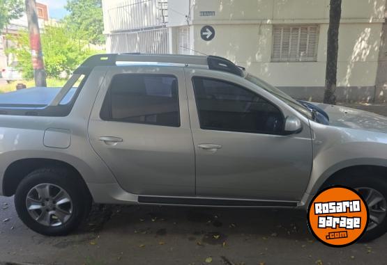 Camionetas - Renault Duster Oroch  Privilege 2020 GNC 82250Km - En Venta