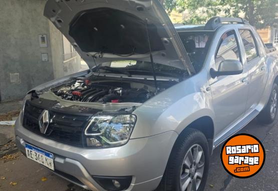 Camionetas - Renault Duster Oroch  Privilege 2020 GNC 82250Km - En Venta