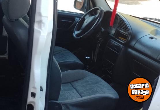 Utilitarios - Citroen Berlingo 2005 Diesel 230000Km - En Venta