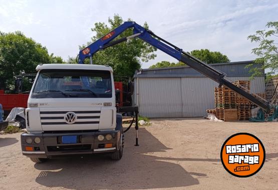 Camiones y Gr�as - Cami�n con hidrogrua y volcadora - En Venta