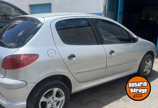 Autos - Peugeot 206 2009 Nafta 138540Km - En Venta