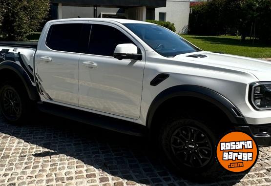 Camionetas - Ford Ranger raptor 2025 Nafta 21000Km - En Venta