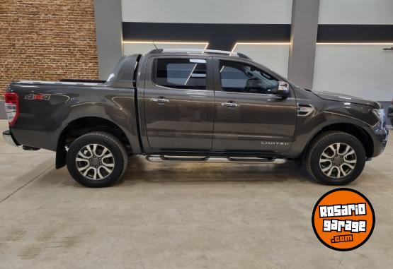 Camionetas - Ford RANGER 3.2 LTD 4X4 AT 2020 Diesel 135000Km - En Venta