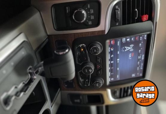 Camionetas - RAM DODGE RAM LARAMIE 1500 2020 Nafta 122000Km - En Venta