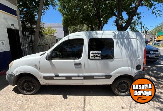 Utilitarios - Renault Kangoo 2012 GNC 200000Km - En Venta