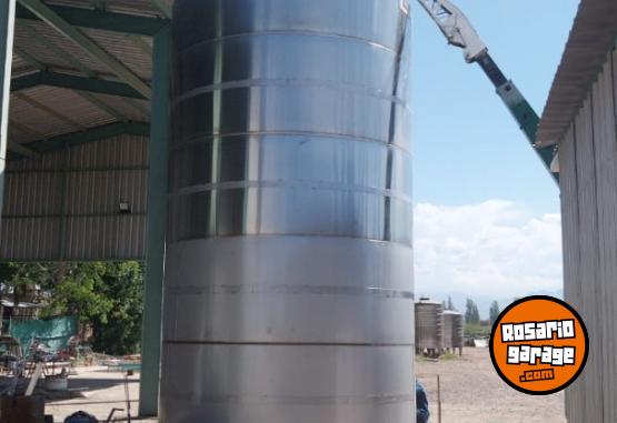 Otros - TANQUES DE ACERO INOXIDABLE DE 200.000 LITROS - En Venta