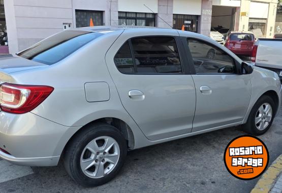 Autos - Renault Logan 2016 Nafta 87000Km - En Venta