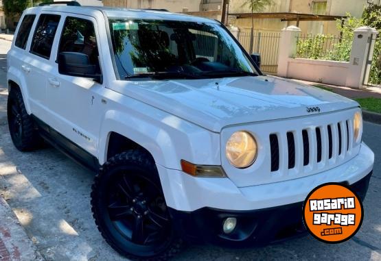 Camionetas - Jeep Jeep Patriot 2.4 Sport 4x 2011 Nafta 186000Km - En Venta