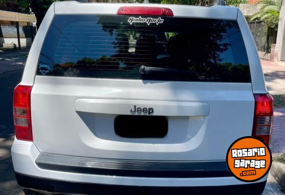 Camionetas - Jeep Jeep Patriot 2.4 Sport 4x 2011 Nafta 186000Km - En Venta