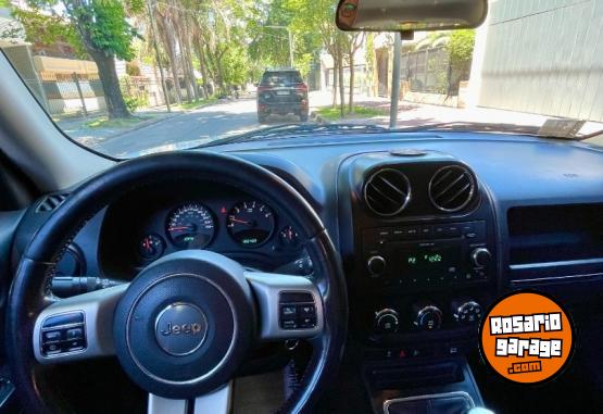 Camionetas - Jeep Jeep Patriot 2.4 Sport 4x 2011 Nafta 186000Km - En Venta