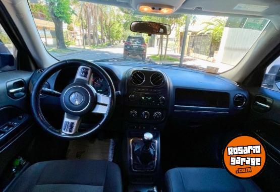 Camionetas - Jeep Jeep Patriot 2.4 Sport 4x 2011 Nafta 186000Km - En Venta