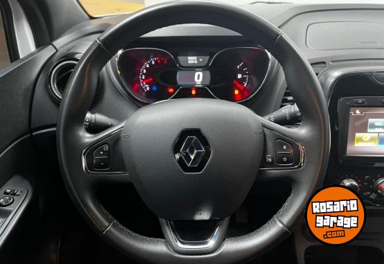 Autos - Renault CAPTUR ZEN 2,0 5P MT 2021 Nafta 57999Km - En Venta