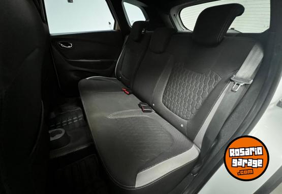 Autos - Renault CAPTUR ZEN 2,0 5P MT 2021 Nafta 57999Km - En Venta