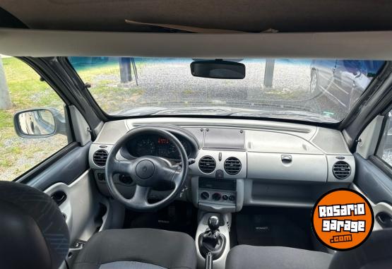 Utilitarios - Renault kangoo 2014 Nafta 182000Km - En Venta