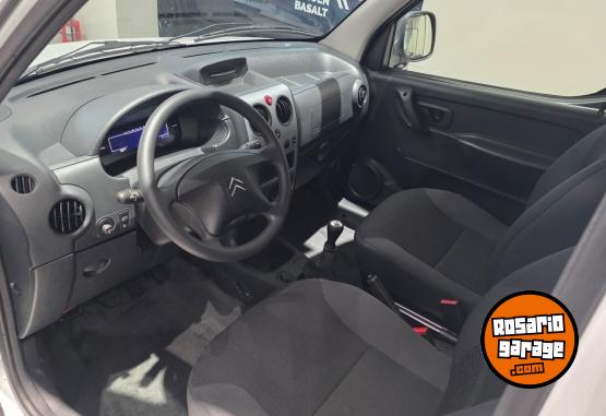 Utilitarios - Citroen BERLINGO FURGON 2025 Diesel 0Km - En Venta