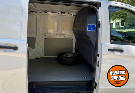 Utilitarios - Mercedes Benz Vito Furgon 2016 Diesel 105000Km - En Venta