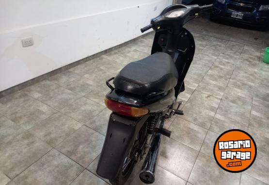 Motos - Keller 110 2024 Nafta 5390Km - En Venta