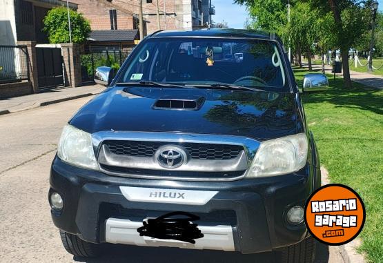 Camionetas - Toyota Hilux 2011 Diesel 327000Km - En Venta