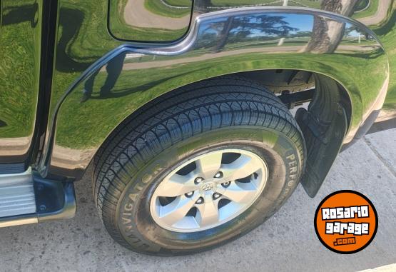 Camionetas - Toyota Hilux 2011 Diesel 327000Km - En Venta