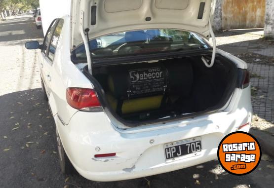 Autos - Fiat Siena elx 1.8 2009 GNC 150000Km - En Venta