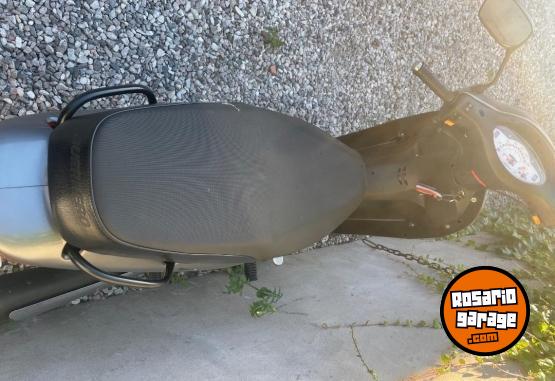 Motos - Guerrero Trip 2024 Nafta 5100Km - En Venta